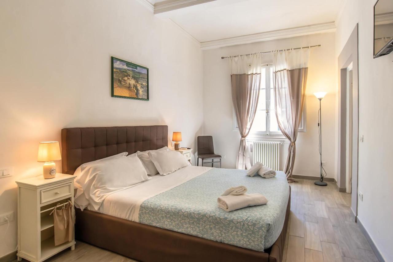 Al Giardino Delle Rose Hotel Firenze Bagian luar foto